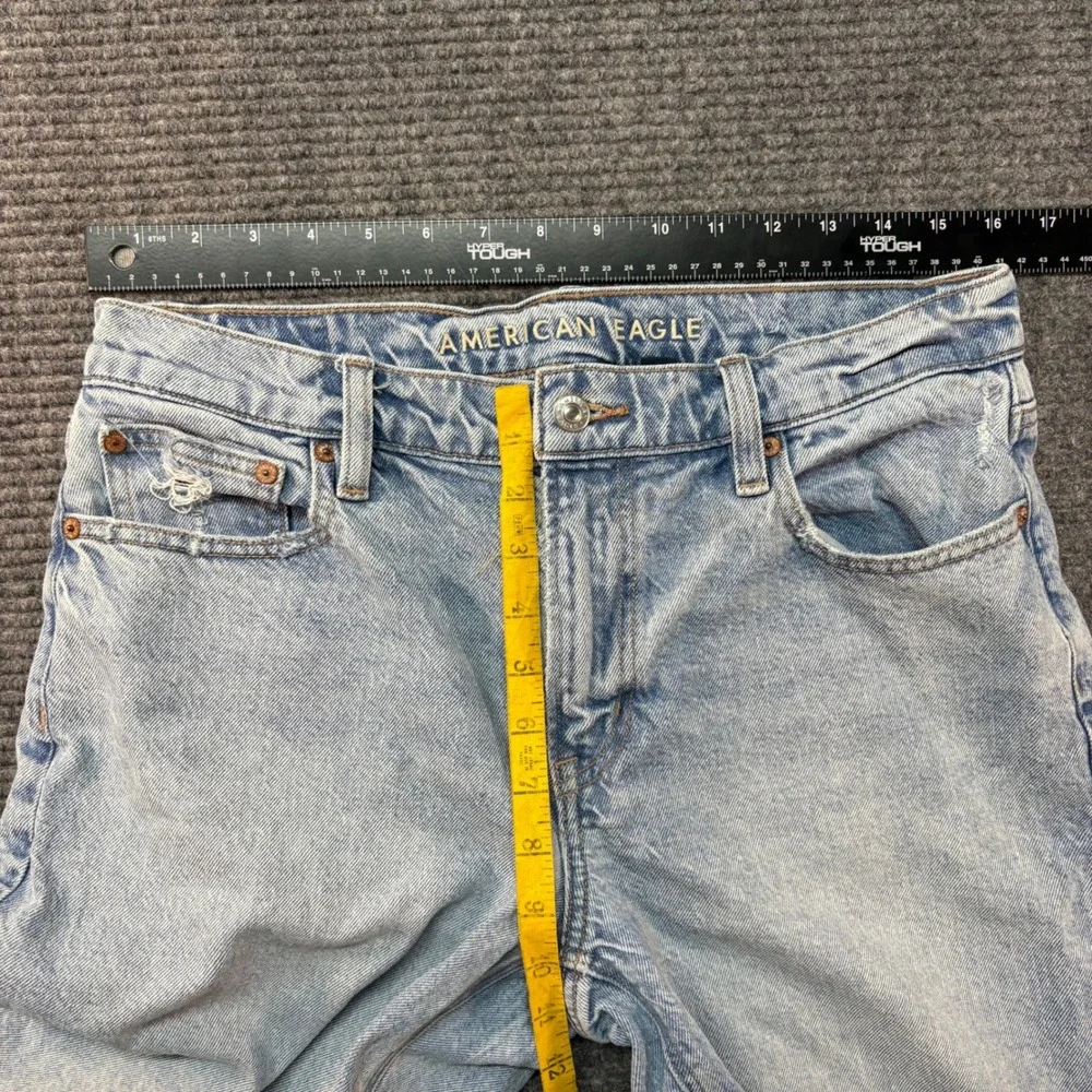 American Eagle Barrel Jeans Womens 6 Light Wash Distressed High Rise Curved Leg - Picture 3 of 8